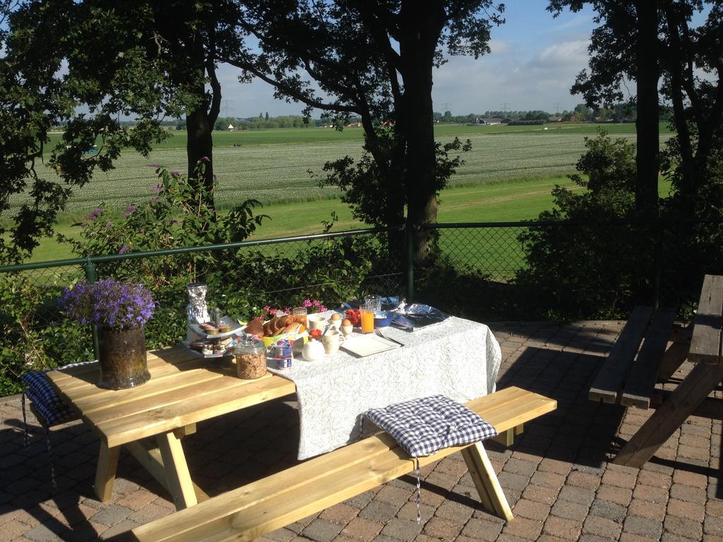 B&B Op De Brabantse Wal Halsteren Ngoại thất bức ảnh