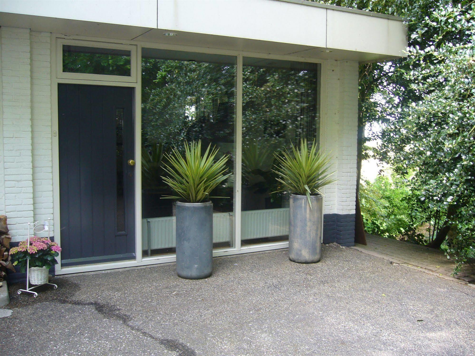 B&B Op De Brabantse Wal Halsteren Ngoại thất bức ảnh